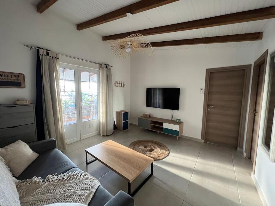 Le Cosy Paletuvier Apartment Vieux-Bourg Exterior photo